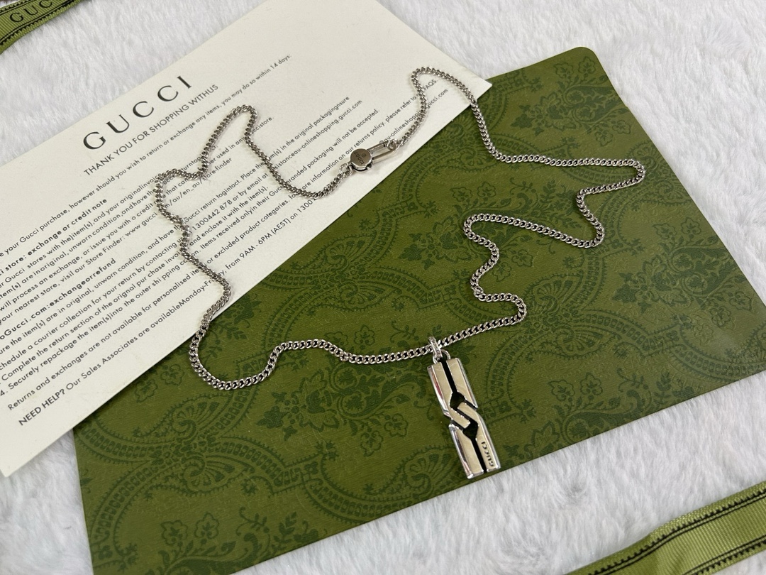 Gucci luxury necklace 2