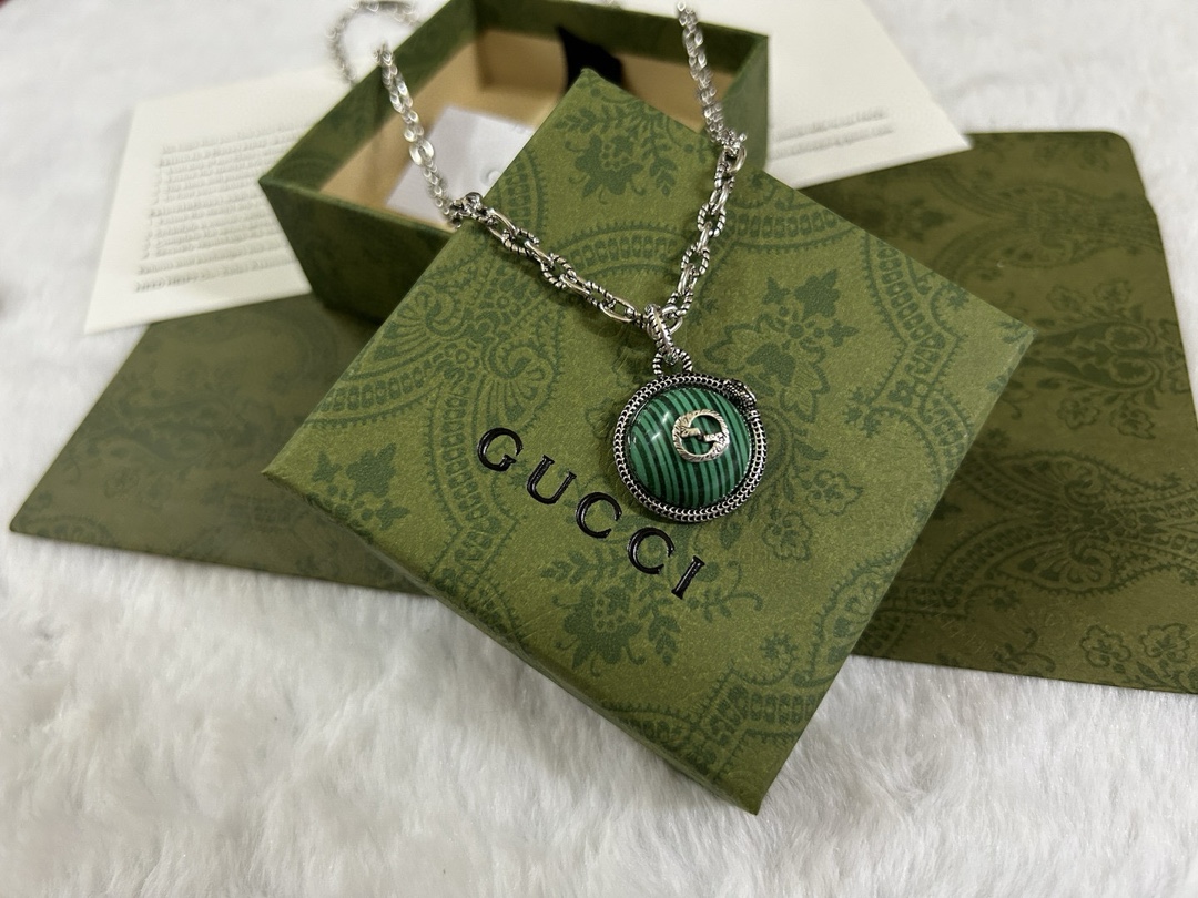 Gucci 古驰 绿松石王蛇镶边项链 9