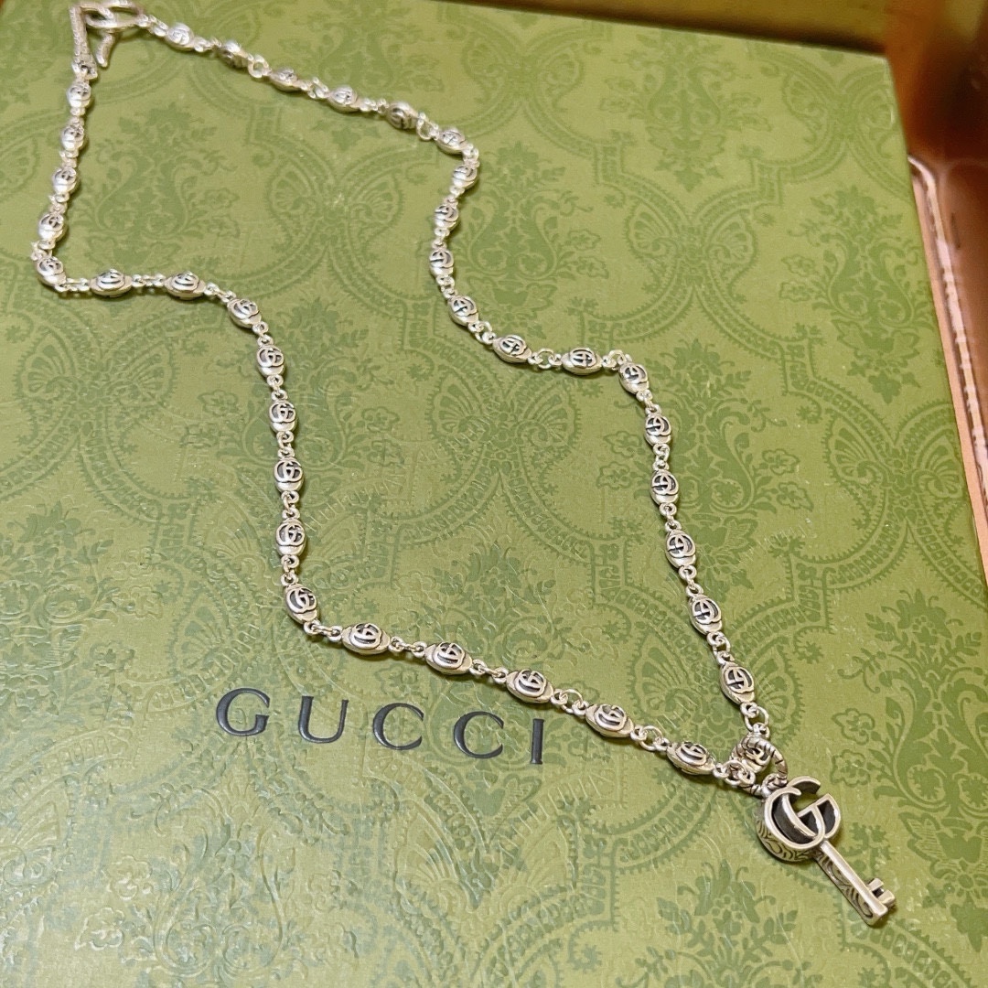 Gucci luxury necklace 7