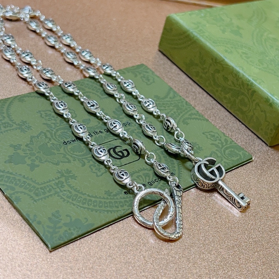 Gucci luxury necklace 2