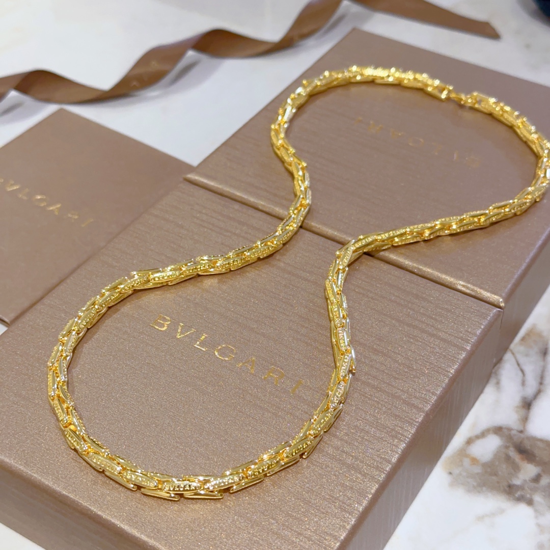 Luxurious BVLGARI Boulie DIVAS’ DREAM Necklace in Gold with Logo – Lot 273 - 图片 4