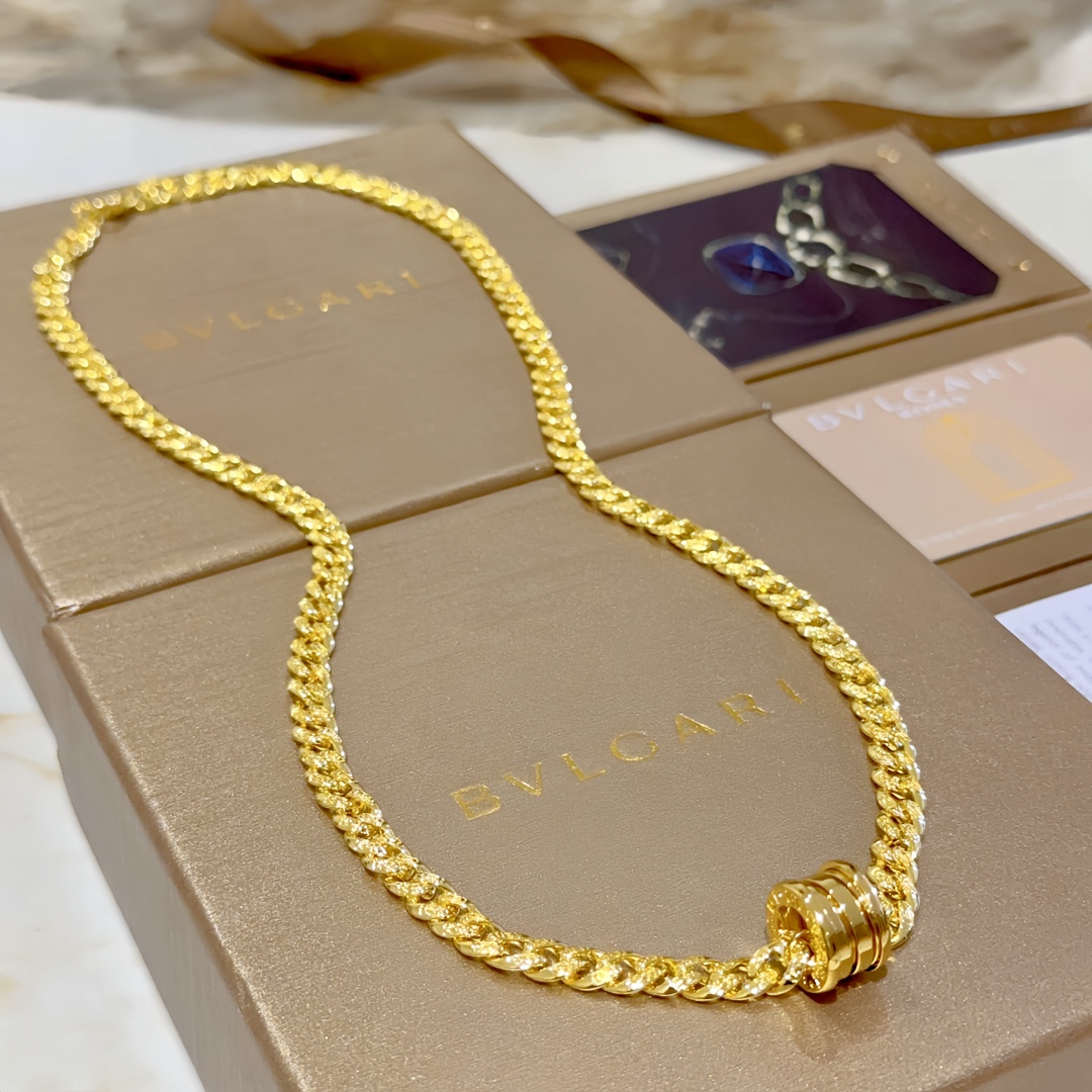 “BVLGARI Boulie DIVAS’ DREAM Necklace: Elegant Gold Design with Logo Detail” - 图片 7