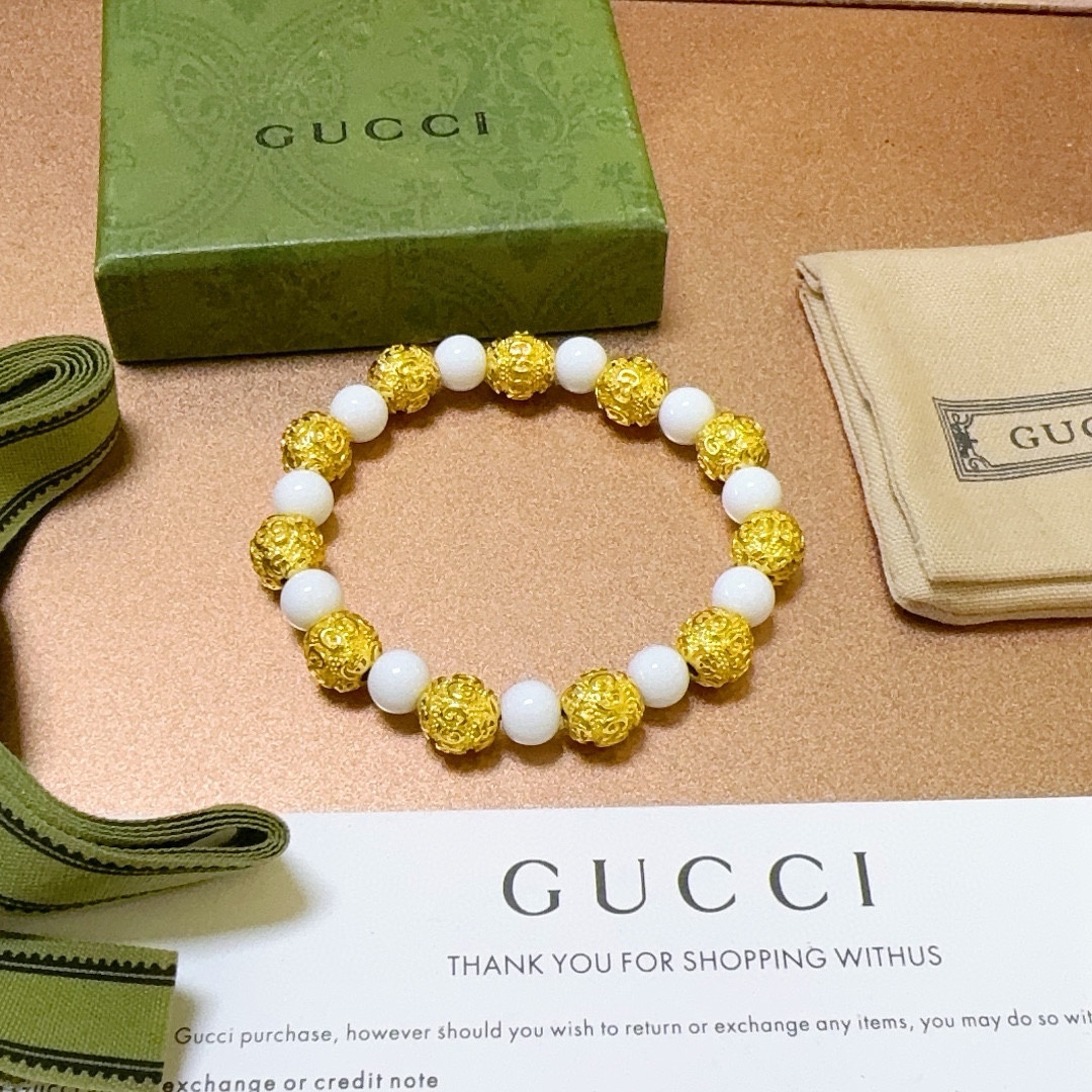 Gucci luxury bracelet 2