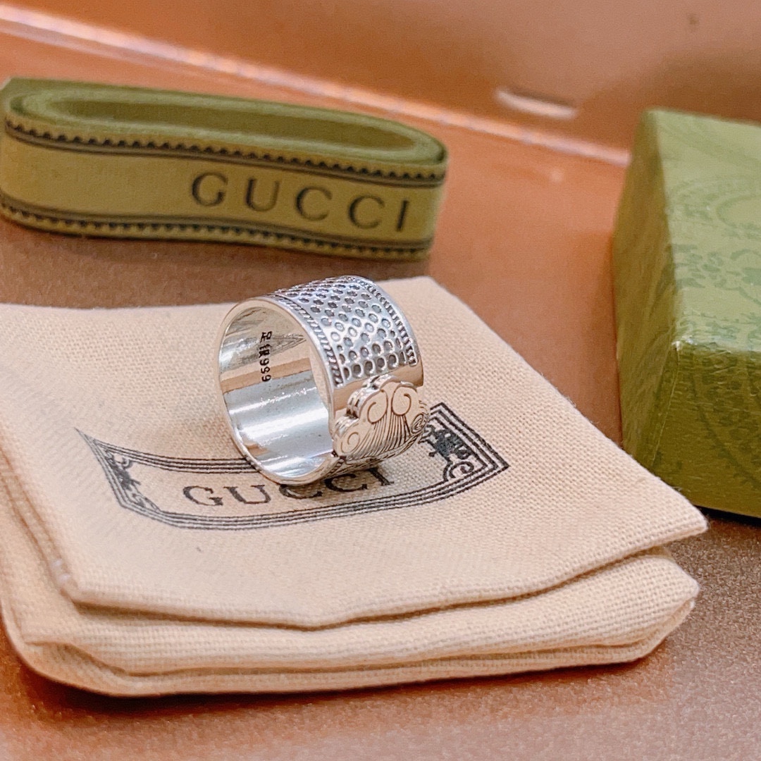 Gucci luxury ring 4