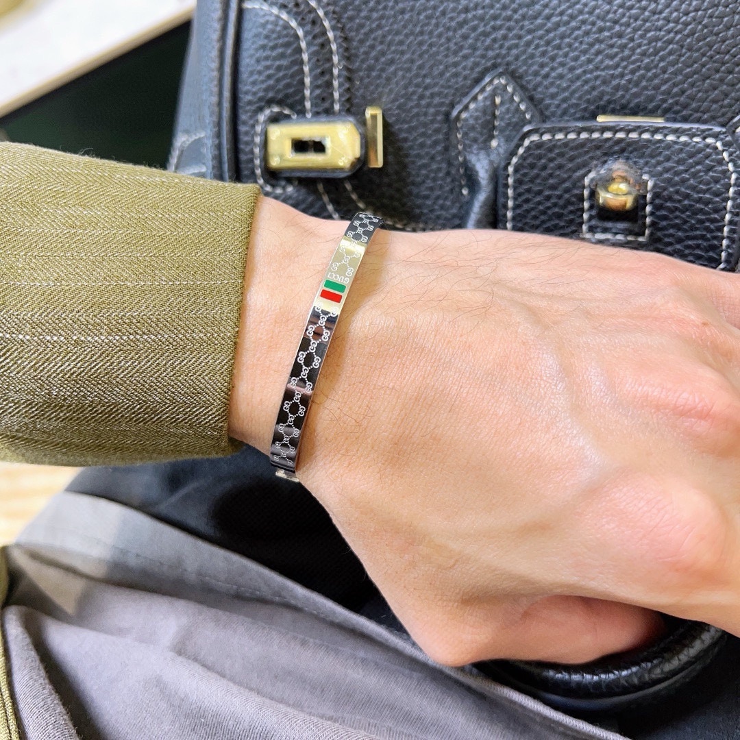 Gucci luxury item 6
