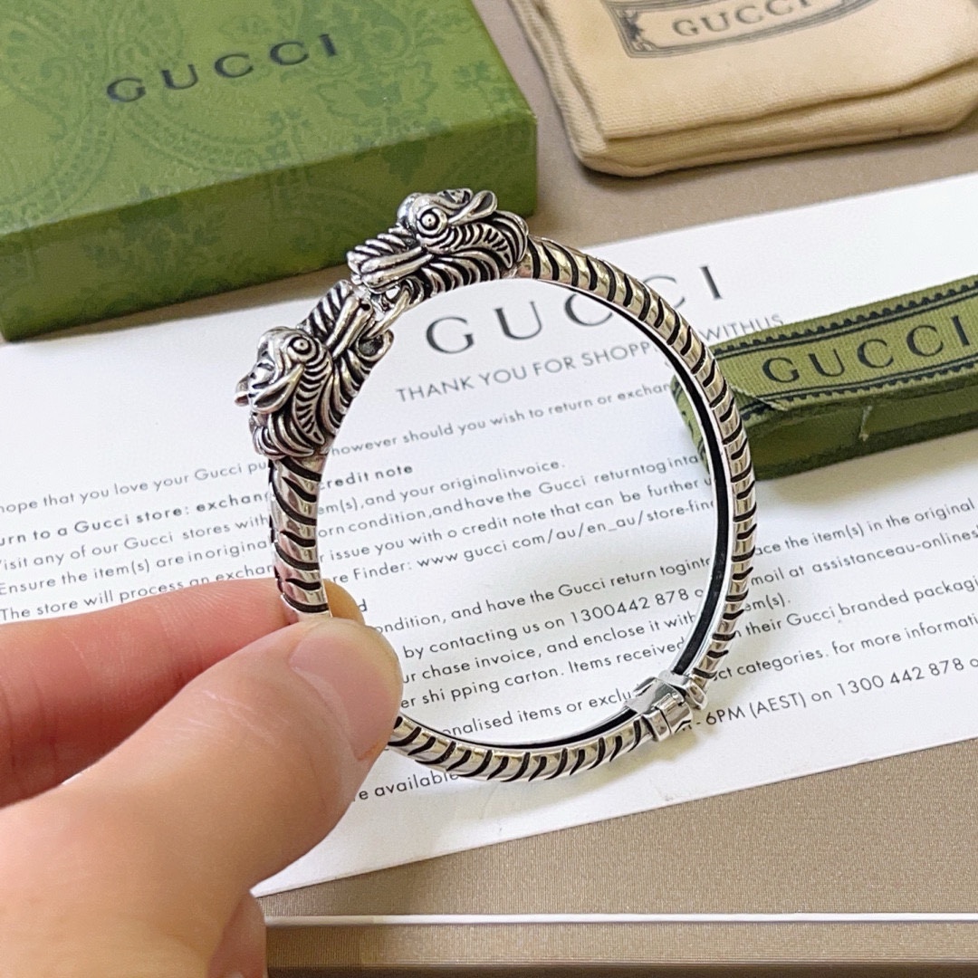 Gucci luxury item 4