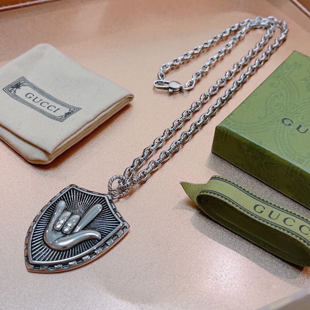 Gucci luxury necklace 7