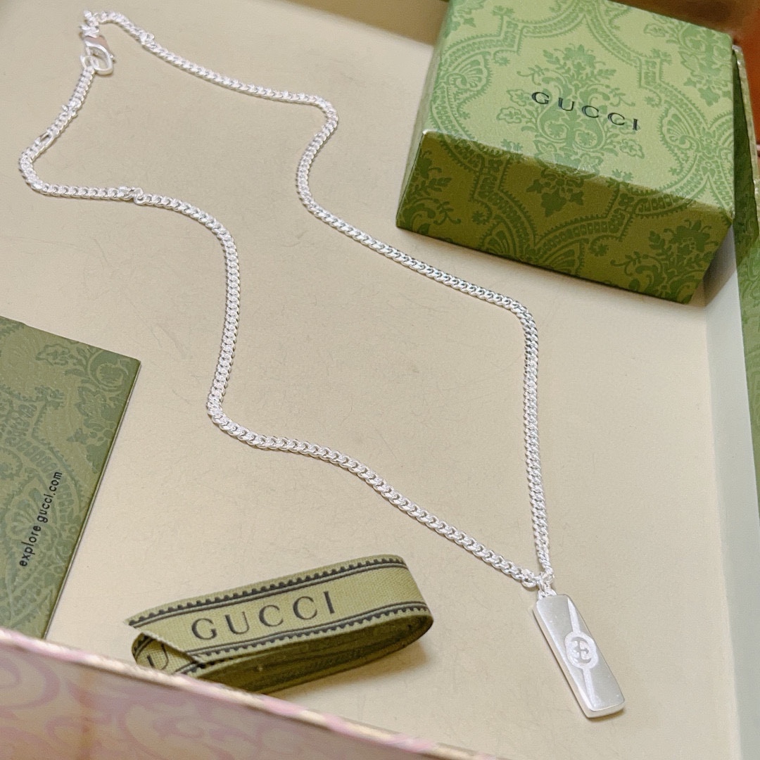 Gucci luxury necklace 8