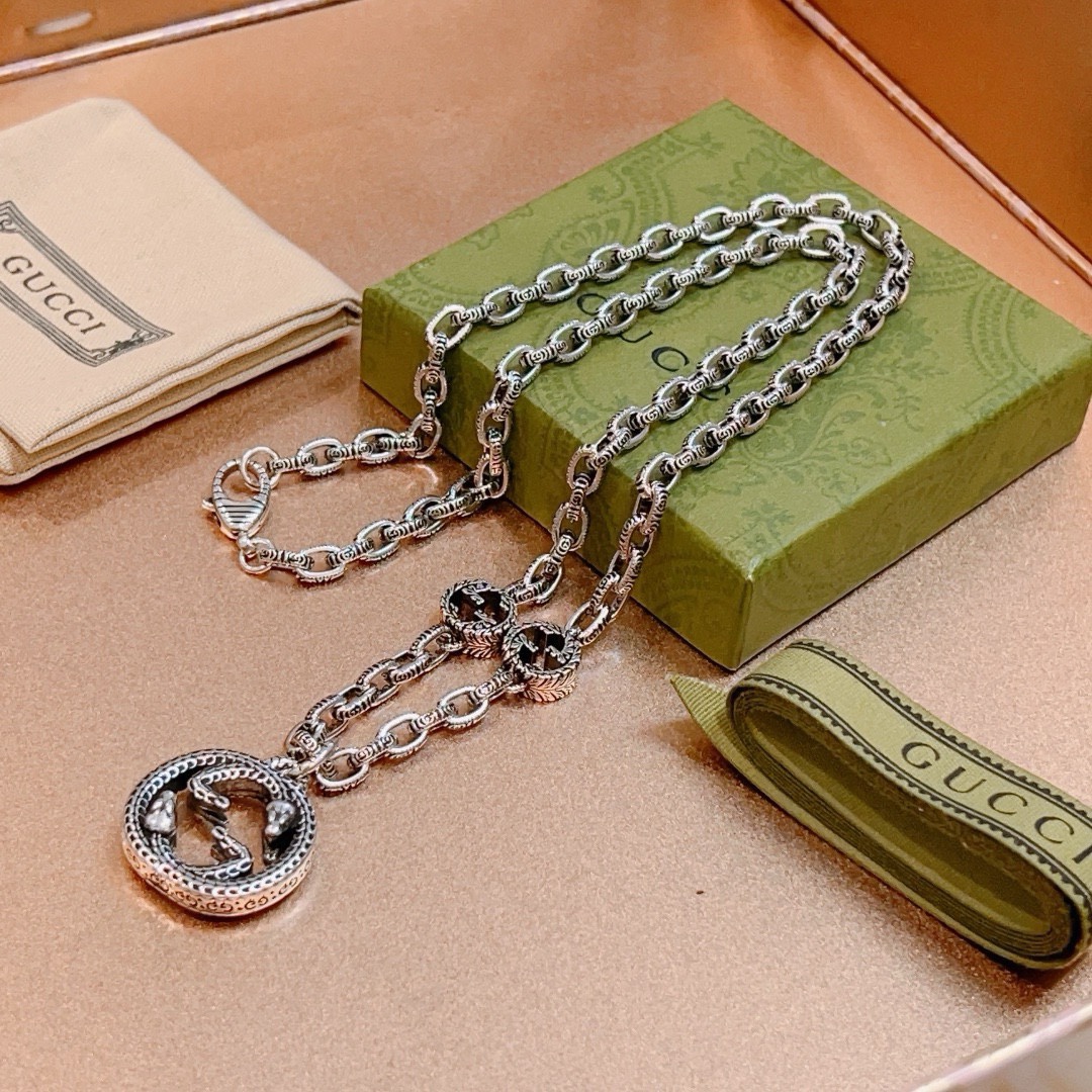 Gucci luxury necklace 4