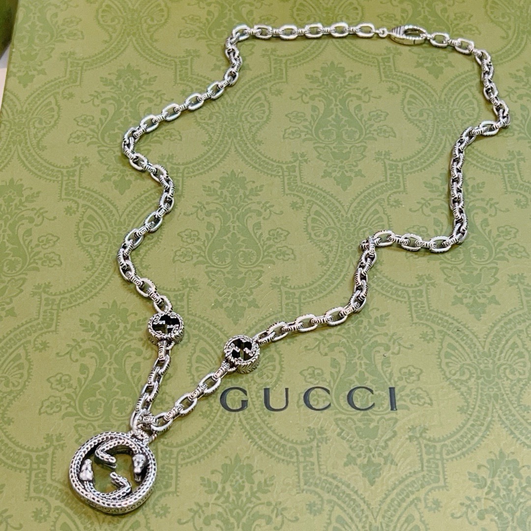 Gucci luxury necklace 8