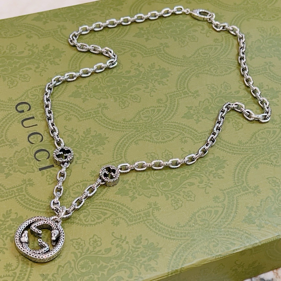 Gucci luxury necklace 2