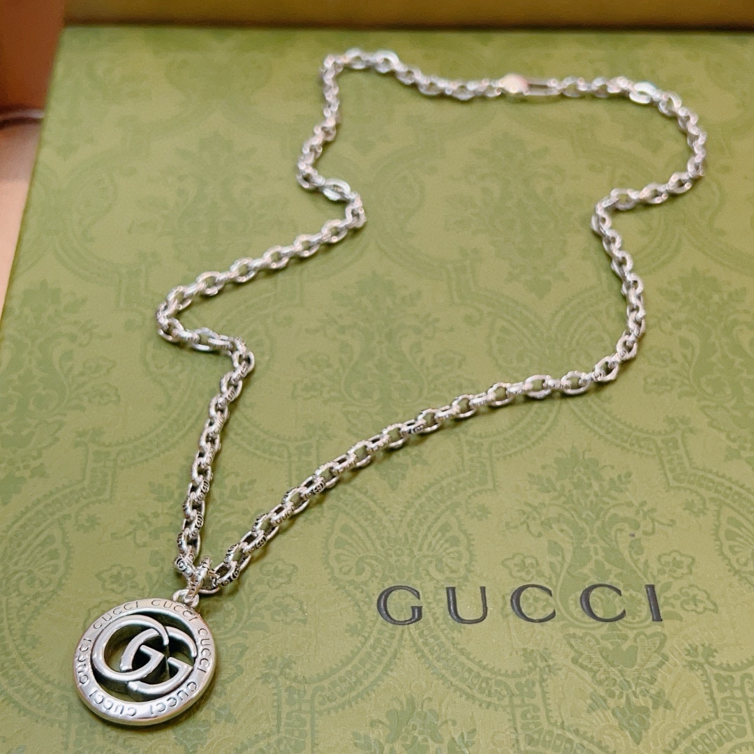 Gucci luxury necklace 4