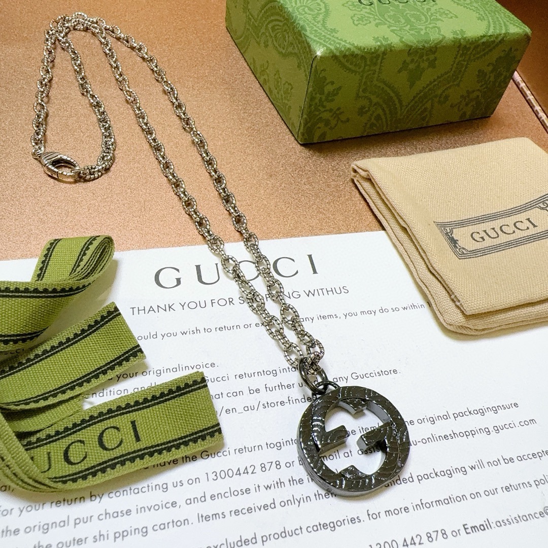 Gucci luxury necklace 8