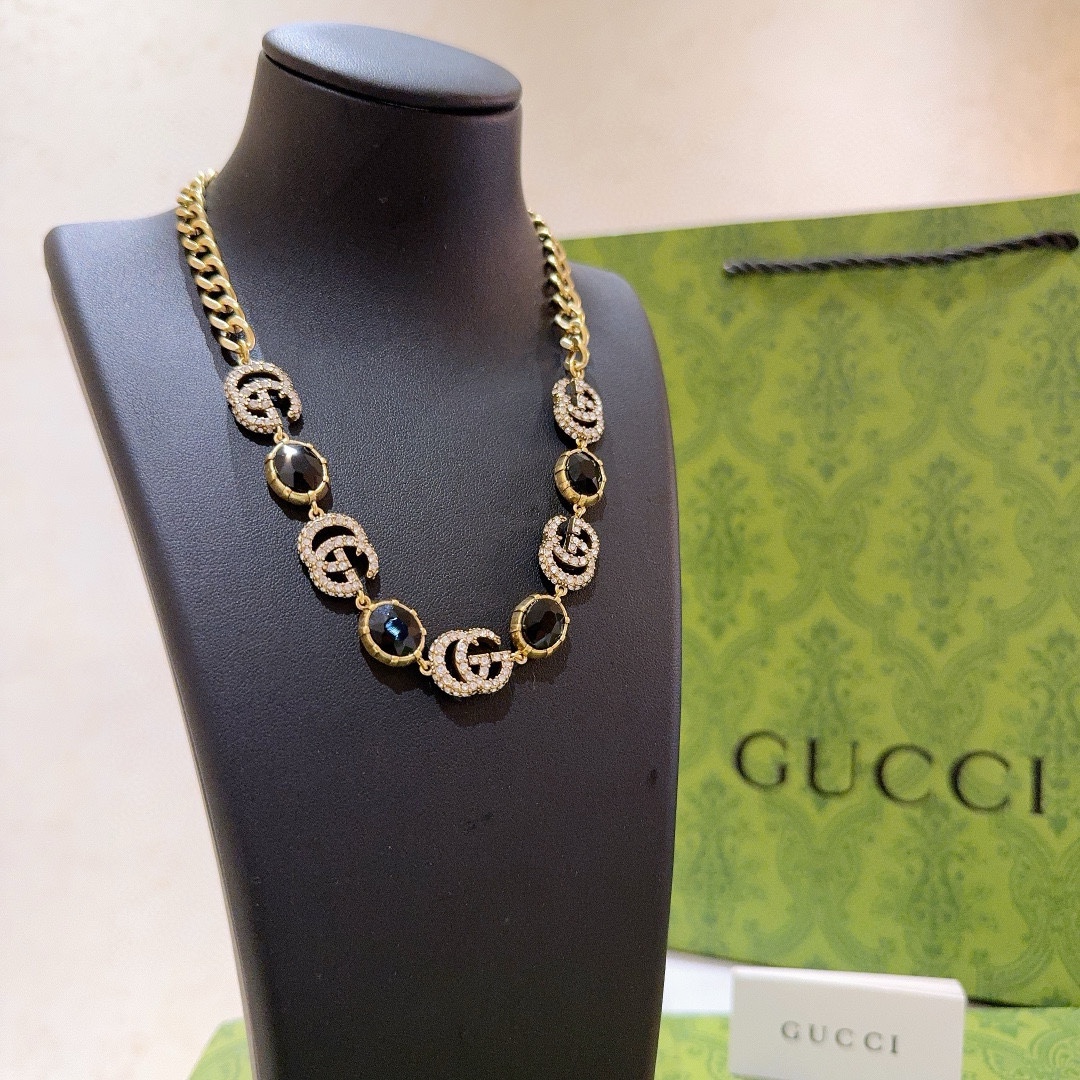 Gucci luxury necklace 2
