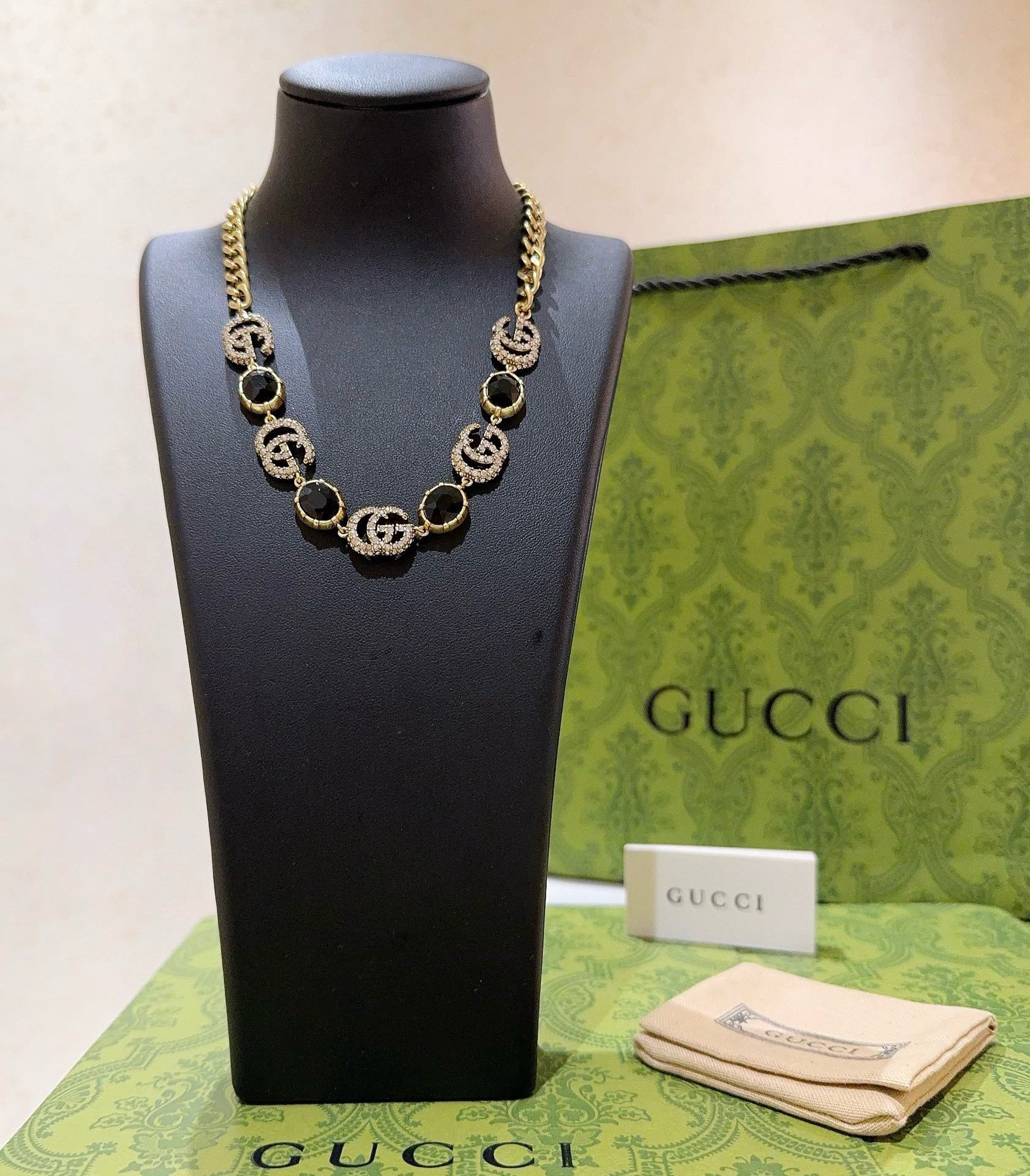 Gucci luxury necklace 3
