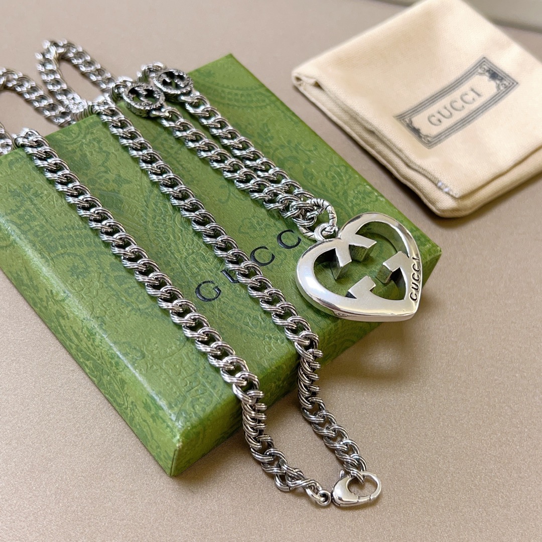 Gucci luxury necklace 8