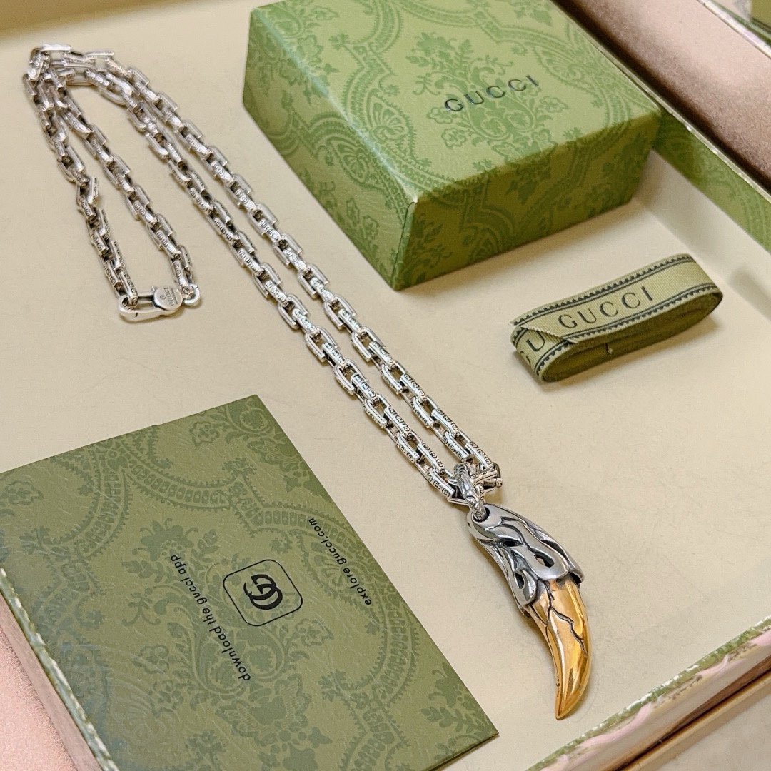Gucci luxury necklace 4