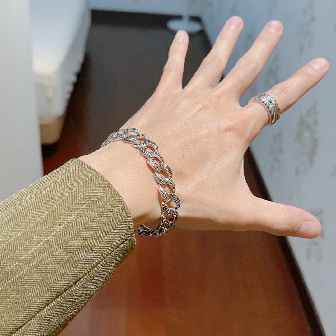 Gucci luxury designer product 3