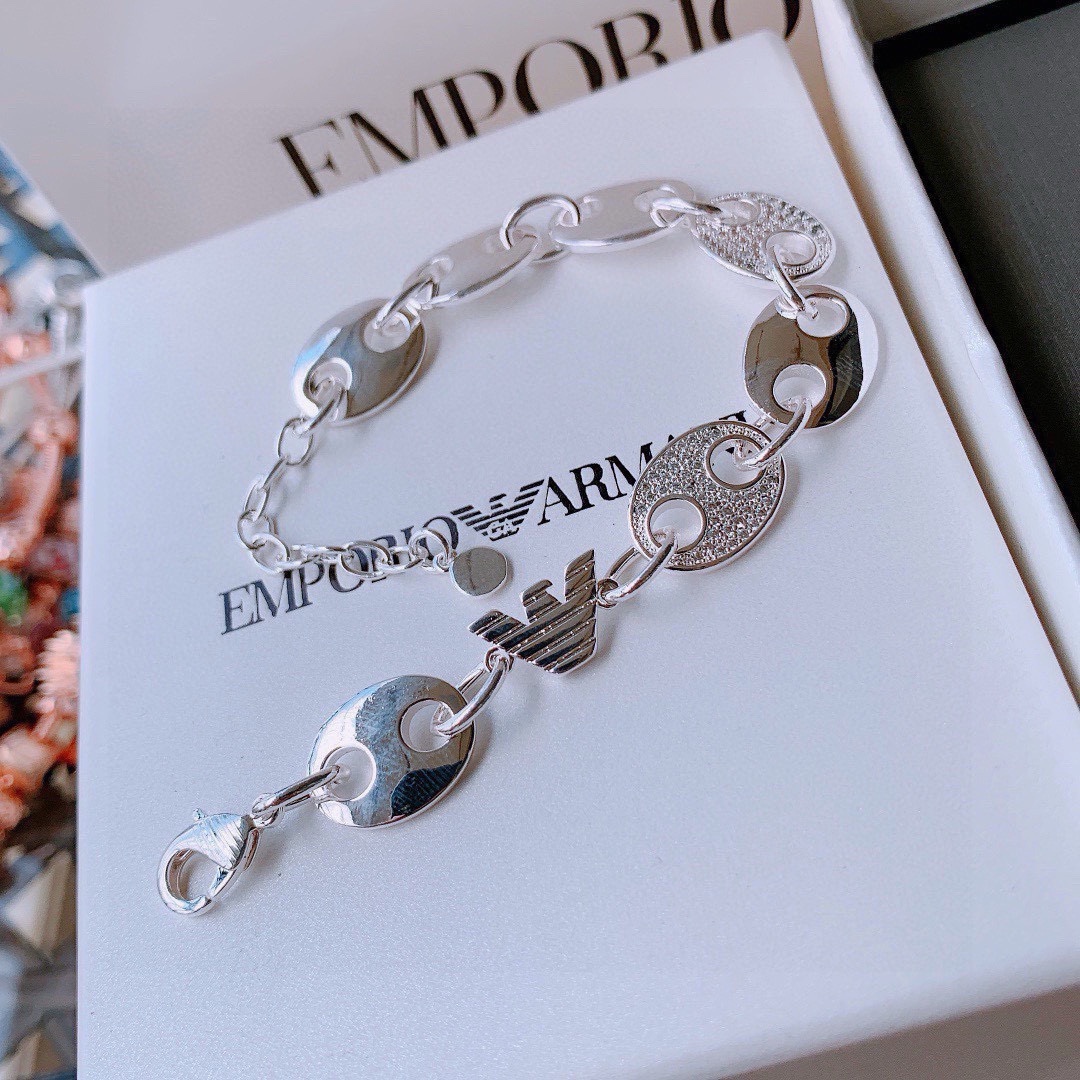 ¥ 300 Armani official network synchronizing the Amani bracelet with the same man and woman as the Amani 足 克 ! ! ! ! - 图片 8