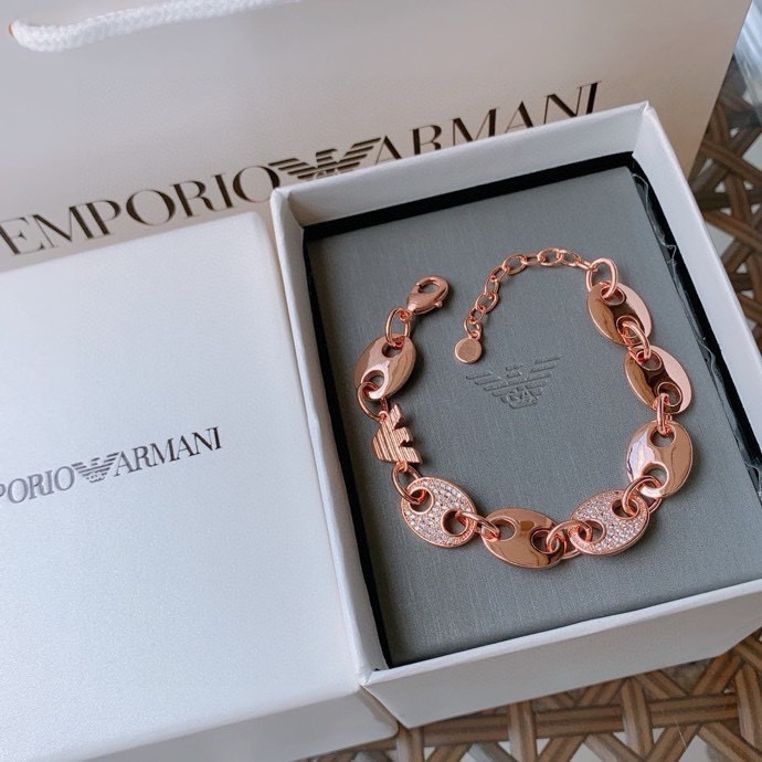 ¥ 300 Armani official network synchronizing the Amani bracelet with the same man and woman as the Amani 足 克 ! ! ! ! - 图片 5
