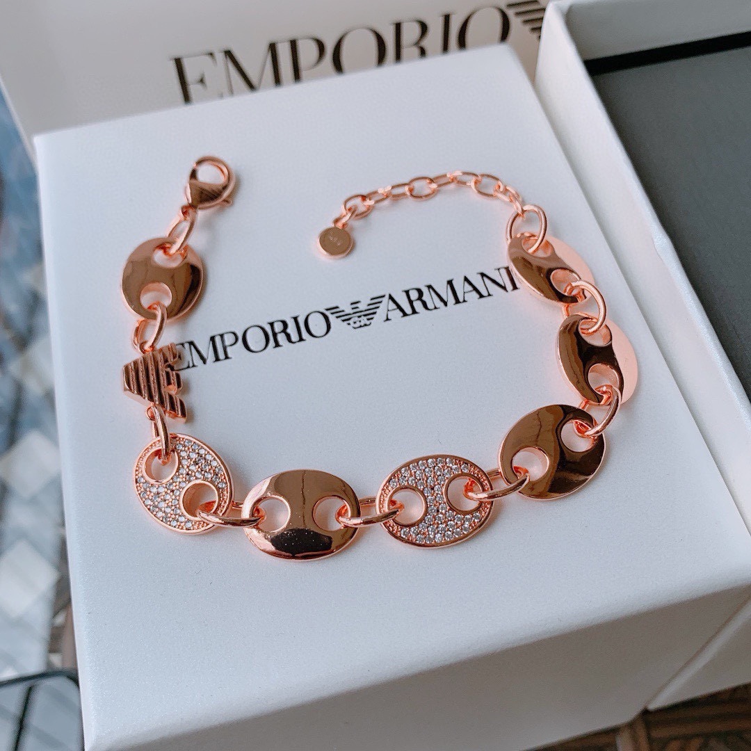 ¥ 300 Armani official network synchronizing the Amani bracelet with the same man and woman as the Amani 足 克 ! ! ! ! - 图片 9