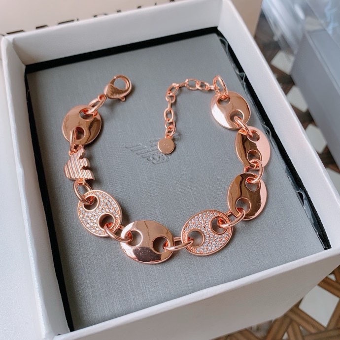 ¥ 300 Armani official network synchronizing the Amani bracelet with the same man and woman as the Amani 足 克 ! ! ! ! - 图片 8
