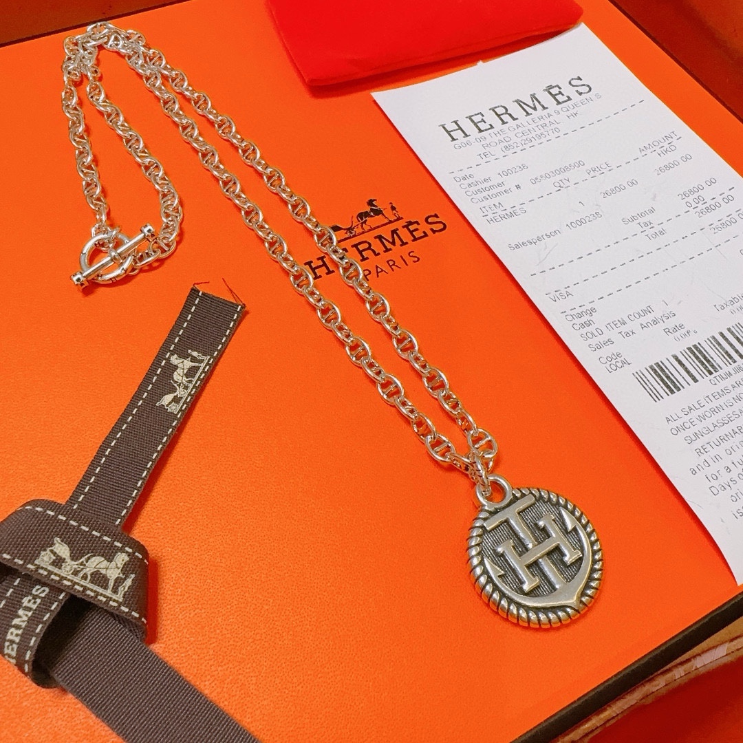 Hermès luxury necklace 5