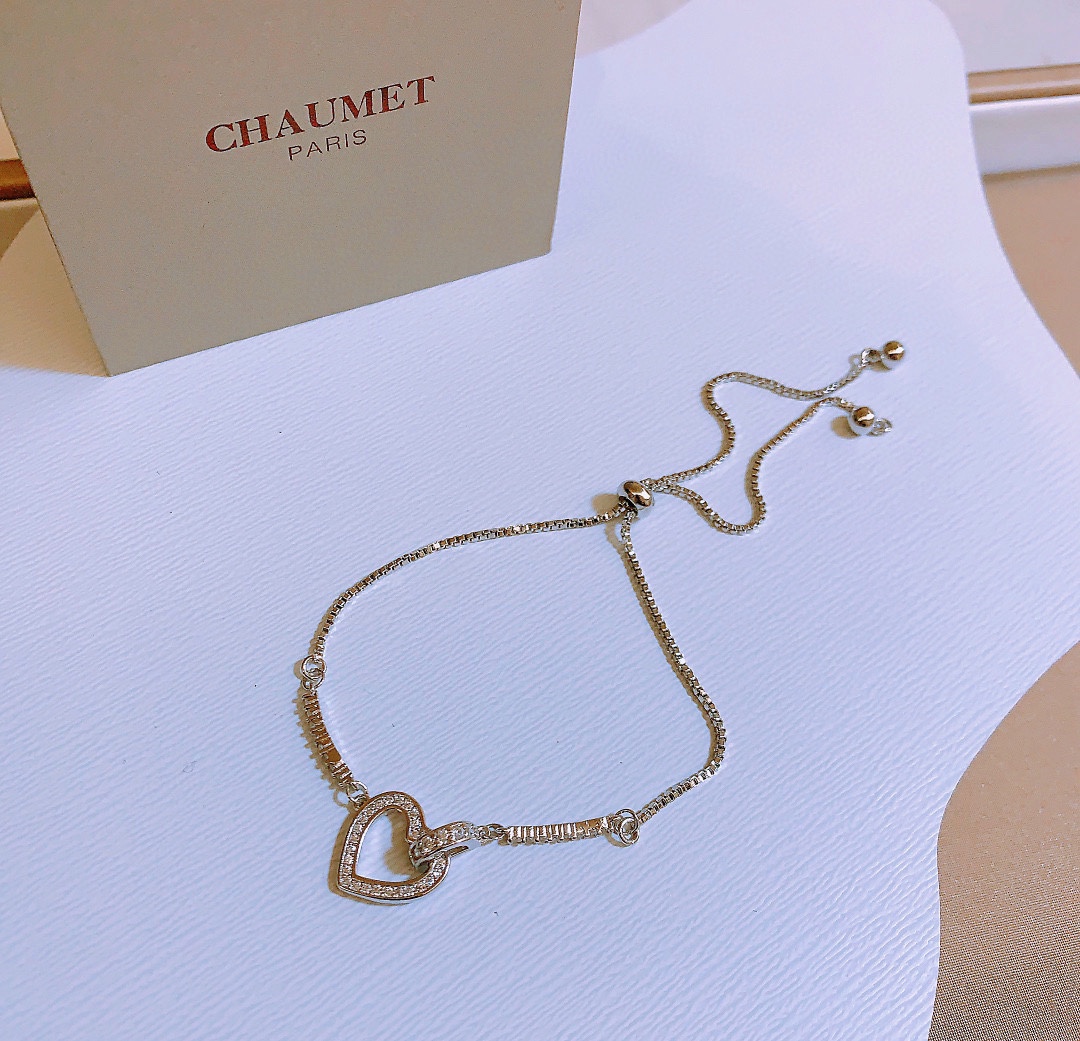 NO:106436,CHAMUET inlay series New style high-end custom bracelets are used to customize diamonds Bee My Love. Replicate the design-inspired love in the heart, bring love on your body, and build a love nest together to shine super shine. One to one original list. Thick gold electroplating is made of Platinum. Exquisite and elegant versatile Shangmei bracelet, jewelry quality, bracelet19860909批 尚美手链CHAMUET 镶嵌系列 新款 手链高端定制沿用钻石Bee My Love 将设计灵感的爱情复刻于心间,把爱带在身上,共筑爱巢超级闪耀 一比一原单 厚金电镀打造 白金 精致优雅百搭 尚美手链,饰品精品,bracelet,Jewelry