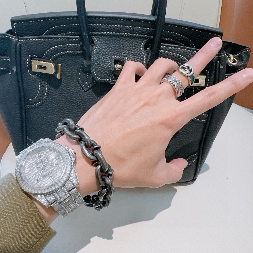 Balenciaga luxury bracelet 6