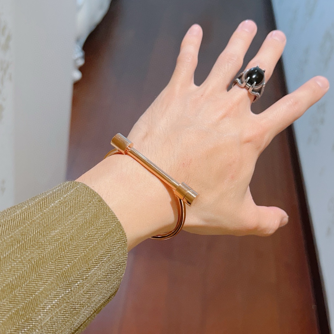 Gucci luxury item 5