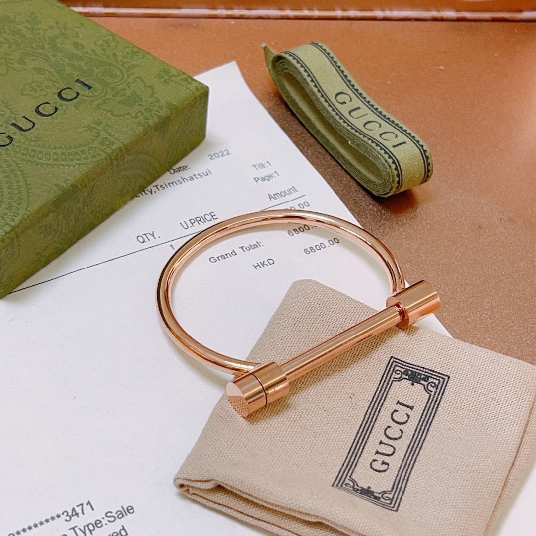 Gucci luxury item 2