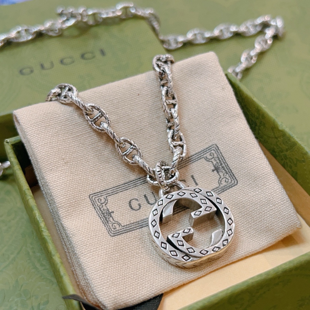 Gucci luxury necklace 7