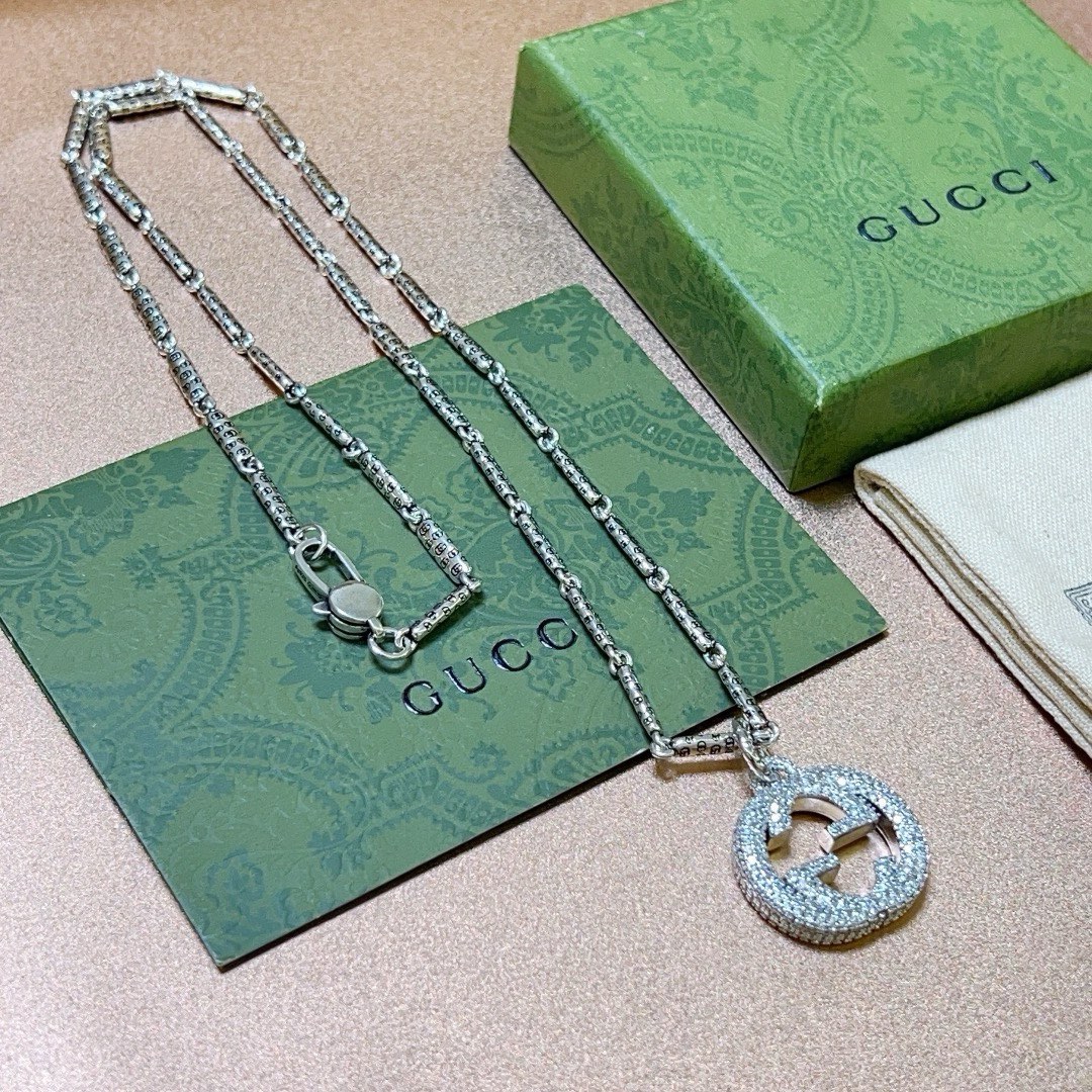 Gucci luxury necklace 8