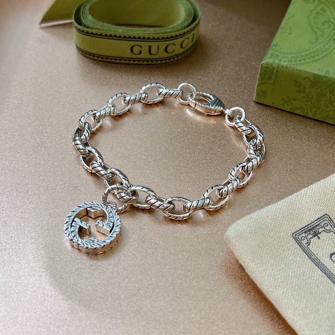 Gucci luxury designer product 4