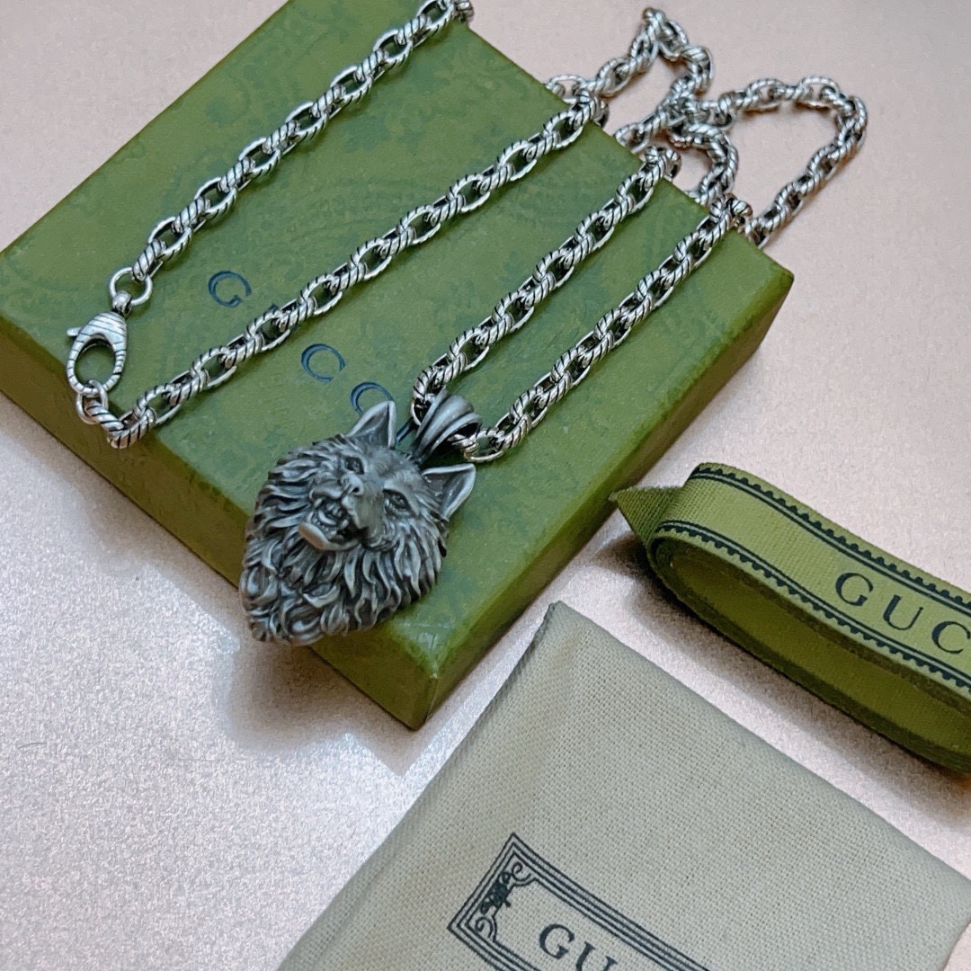 Gucci luxury necklace 9