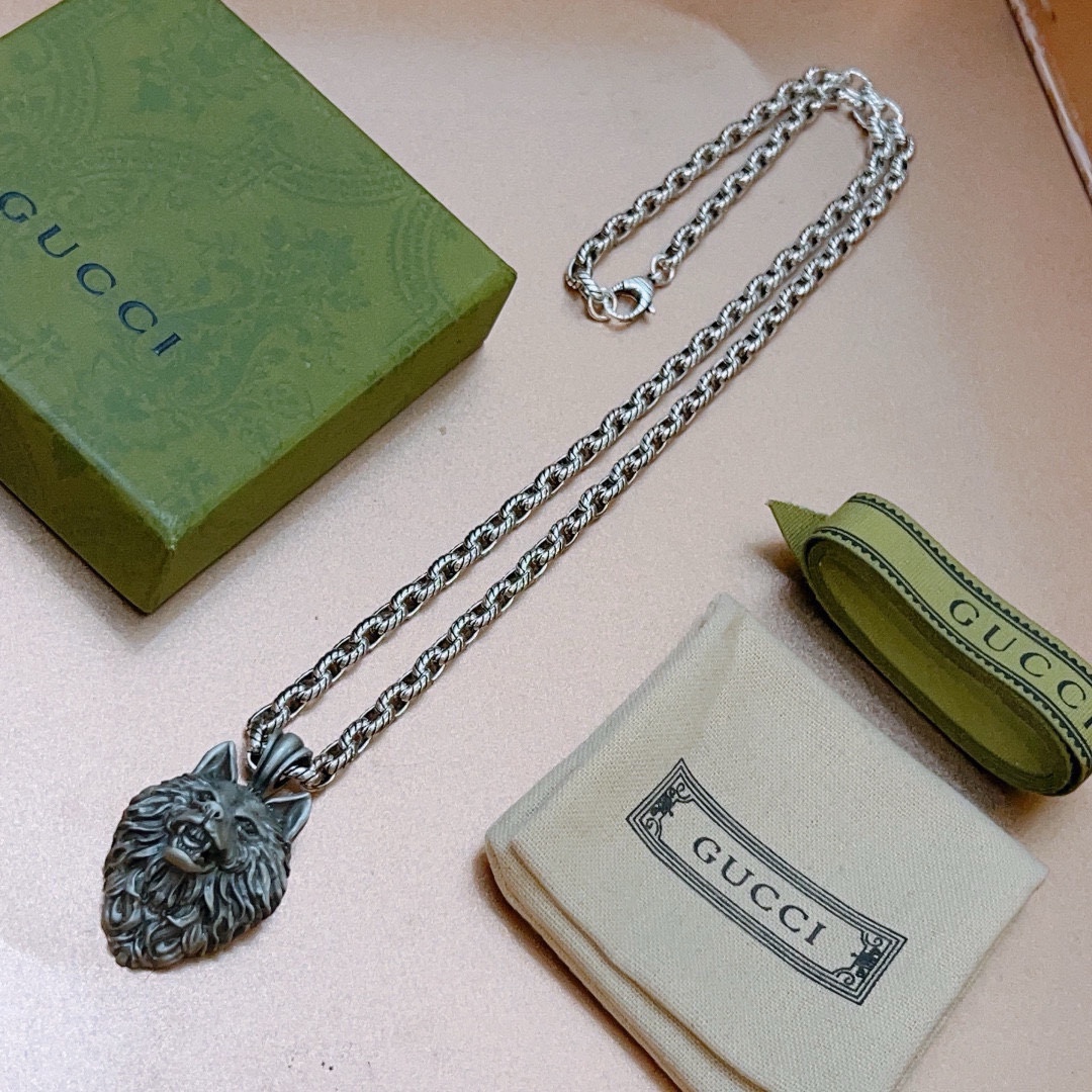 Gucci luxury necklace 4