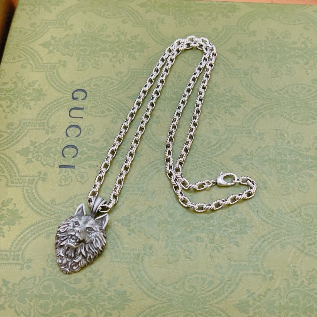 Gucci luxury necklace 2