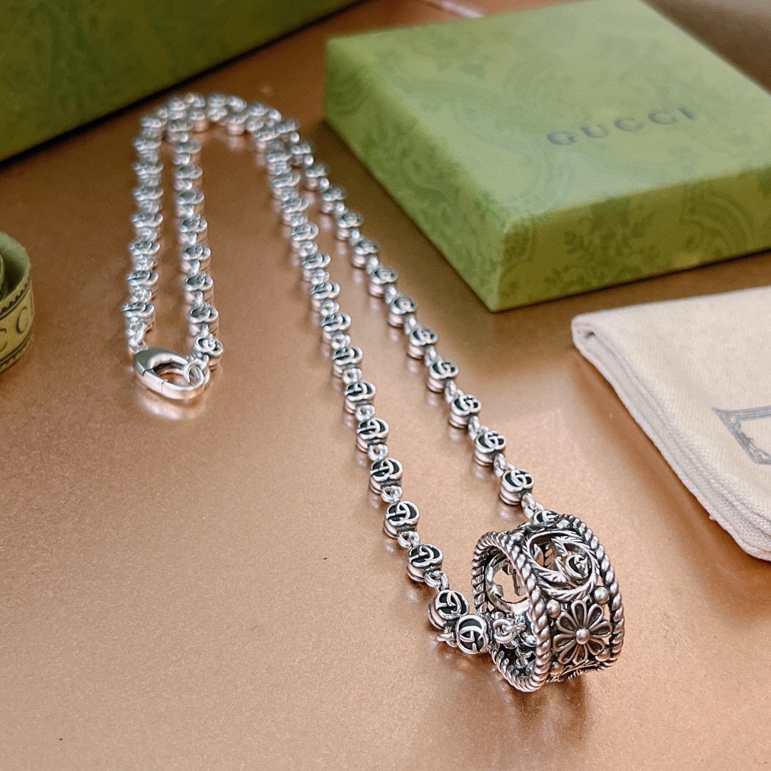 Gucci luxury necklace 3