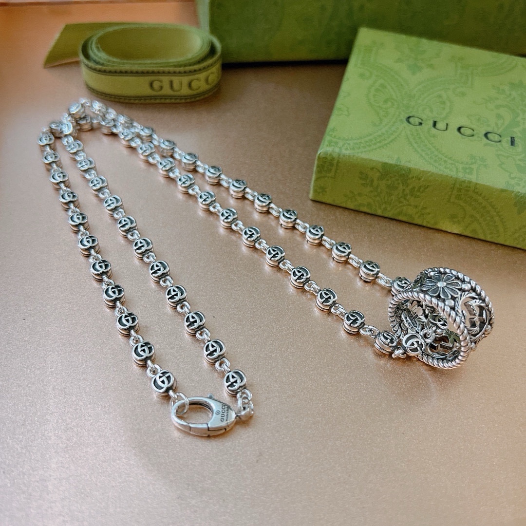 Gucci luxury necklace 8