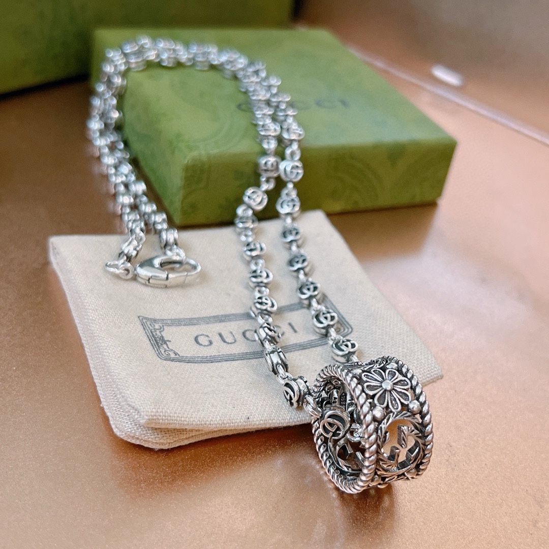 Gucci luxury necklace 5
