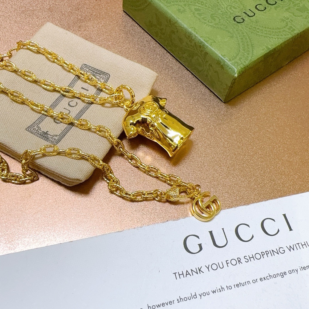 Gucci luxury necklace 8