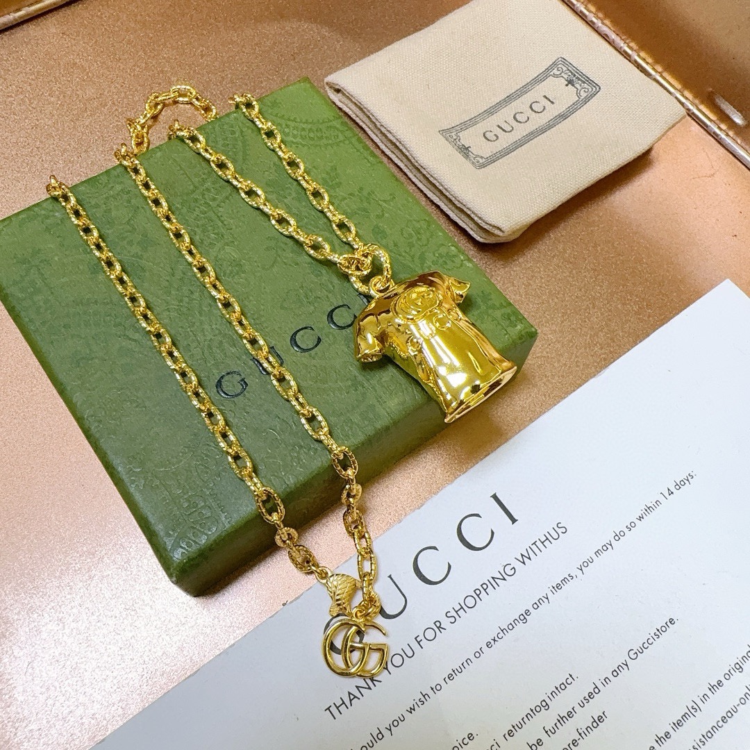 Gucci luxury necklace 4