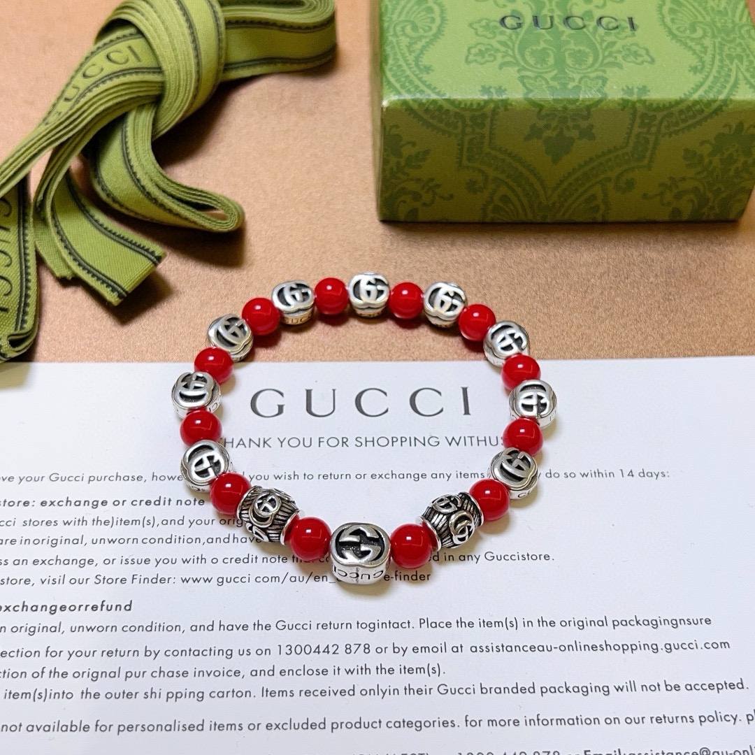 Gucci luxury bracelet 2