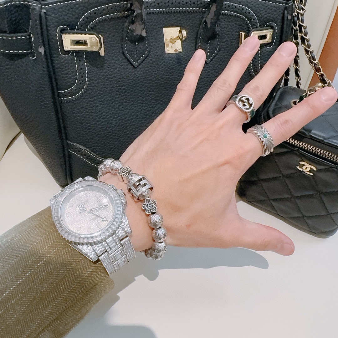 Gucci luxury bracelet 2