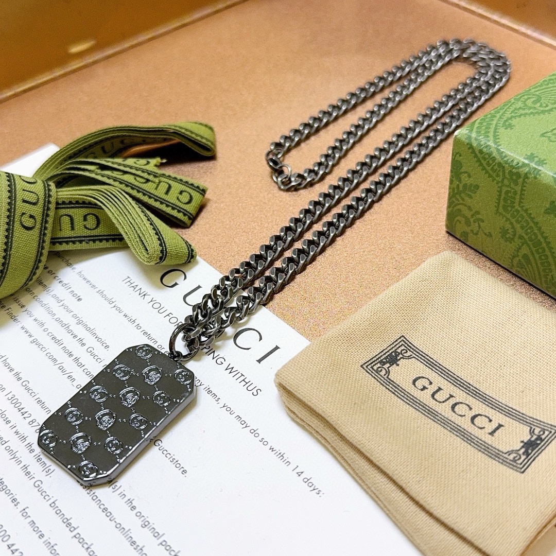 Gucci luxury necklace 4