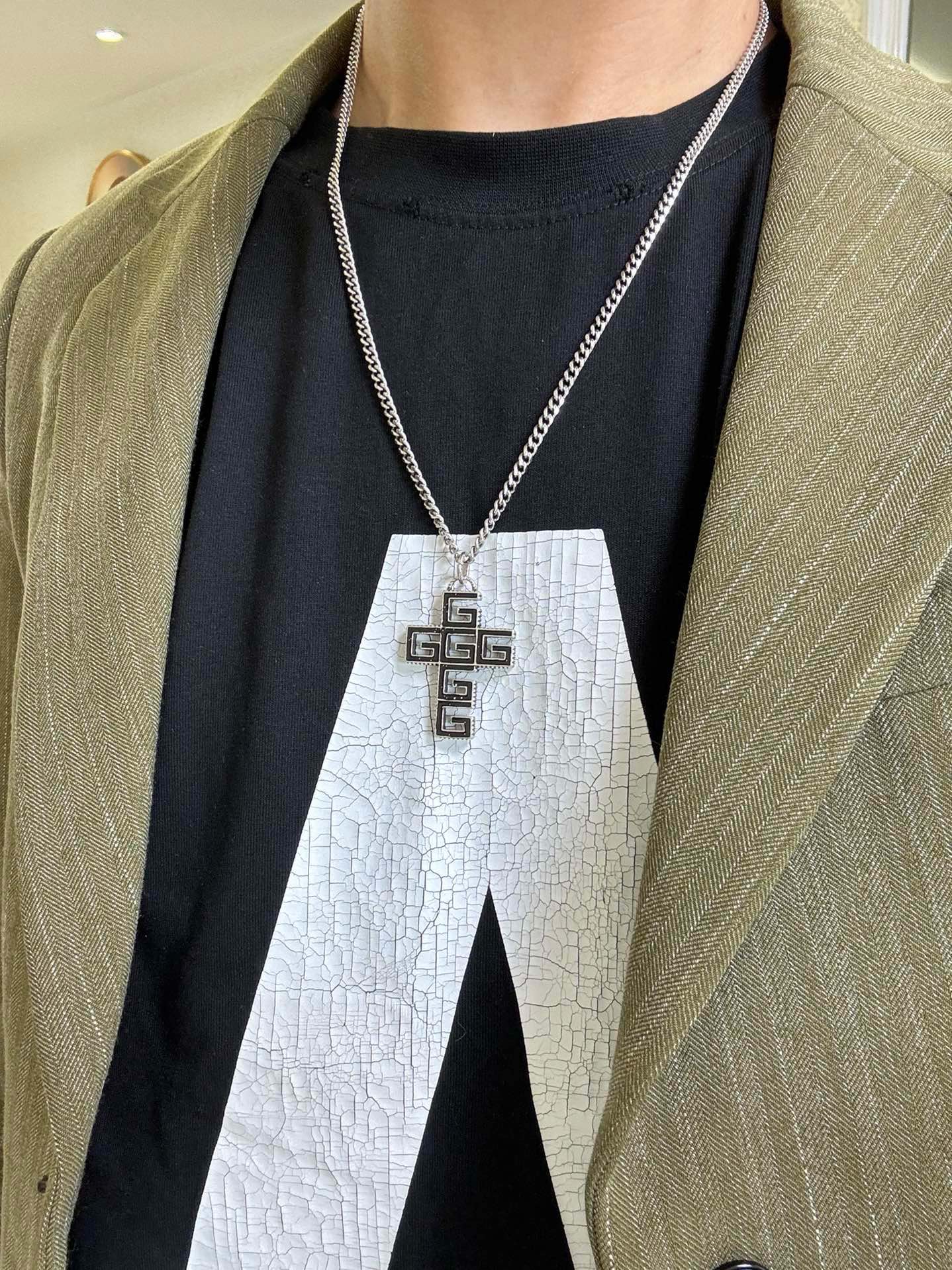 Gucci luxury necklace 6
