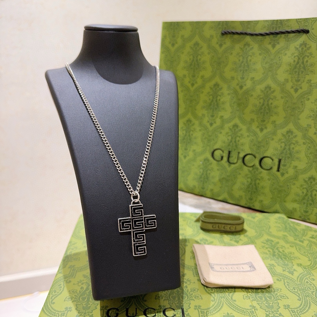 Gucci luxury necklace 7