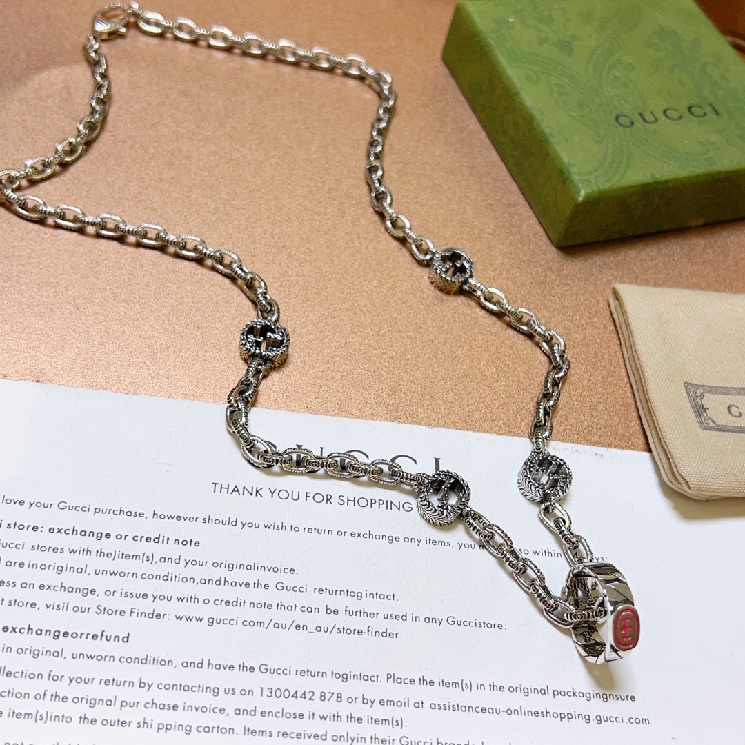 Gucci luxury necklace 2