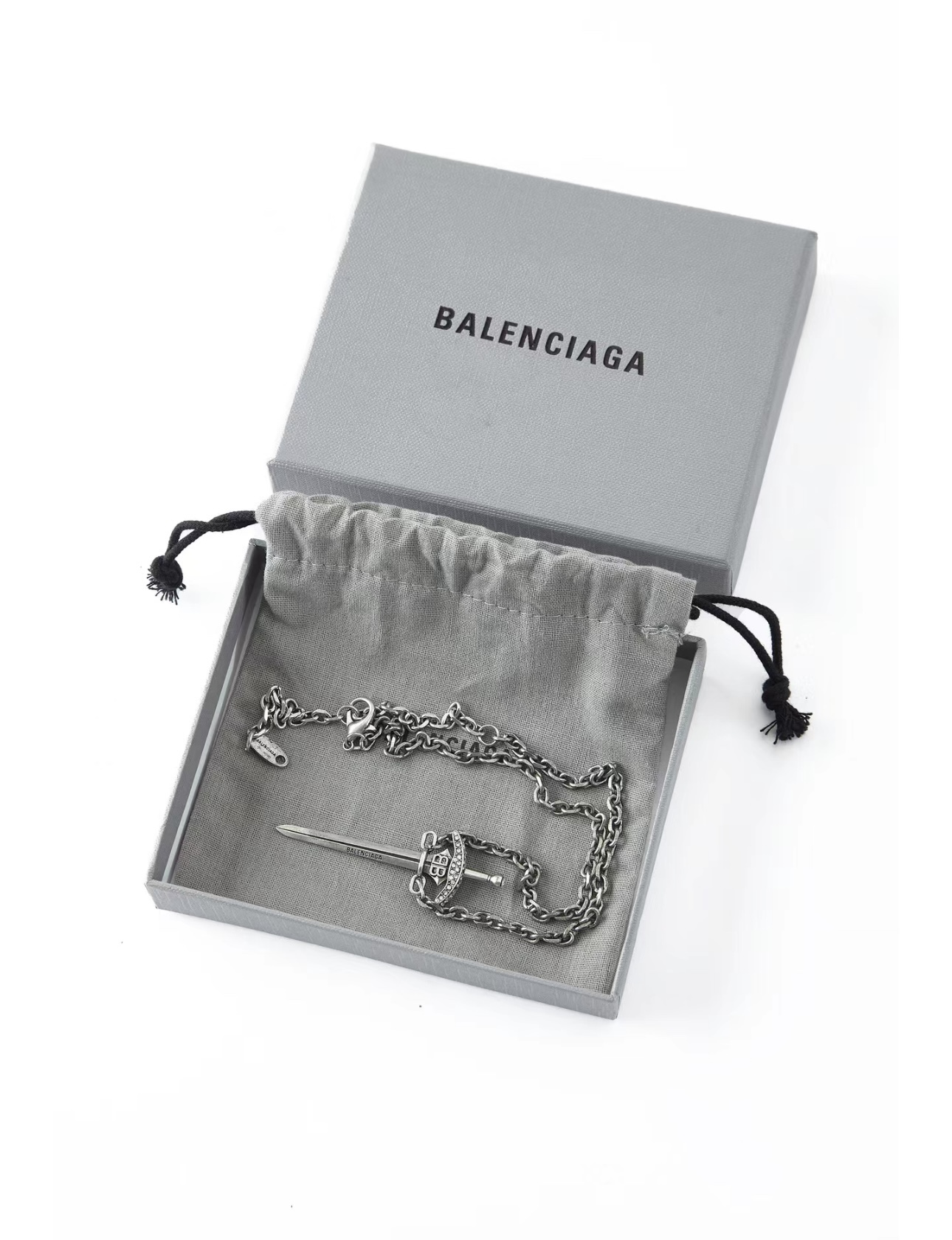 Balenciaga luxury necklace 8