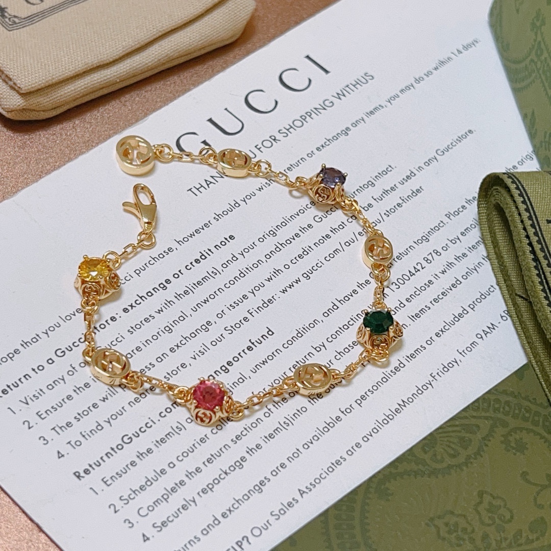 Gucci luxury bracelet 2